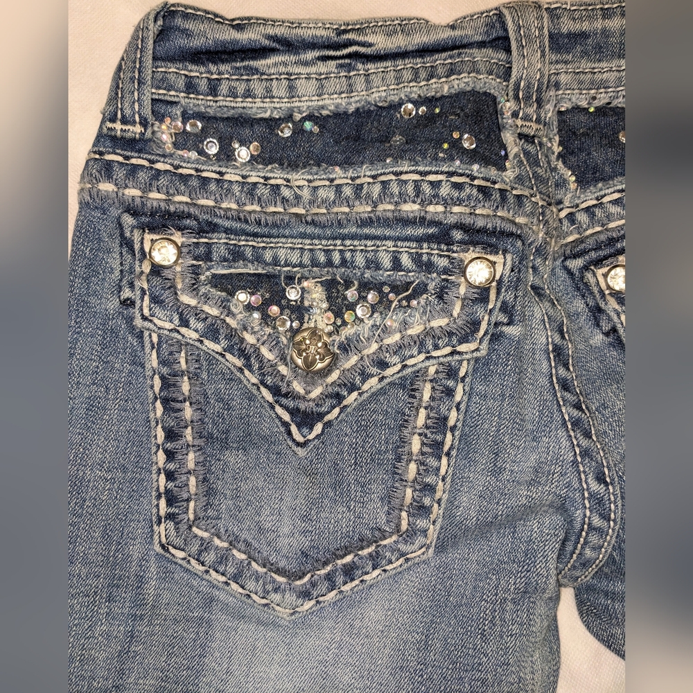 Miss Me Medium Wash Cotton Bootcut Jeans - Picture 12 of 13